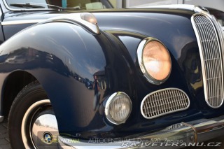 BMW 502 3.2LTR V8 1957