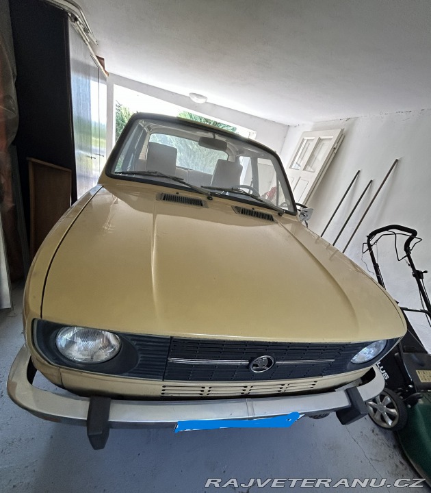Škoda 105 Škoda 742 1977