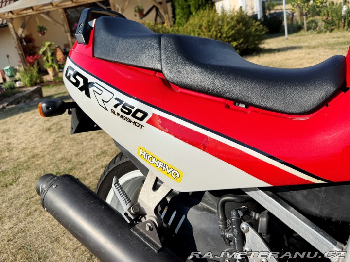 Suzuki GSX GSXR 750 1988