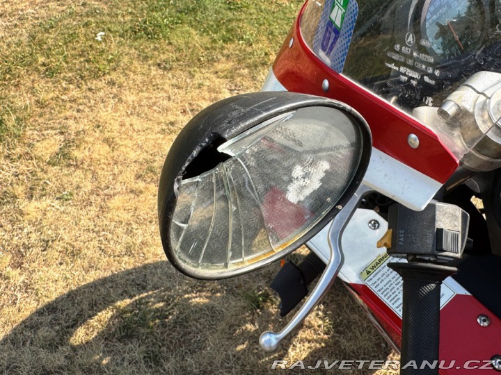Suzuki GSX GSXR 750 1988