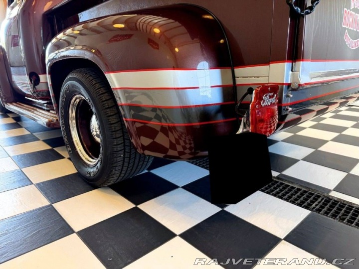 Ford F F-100 1955