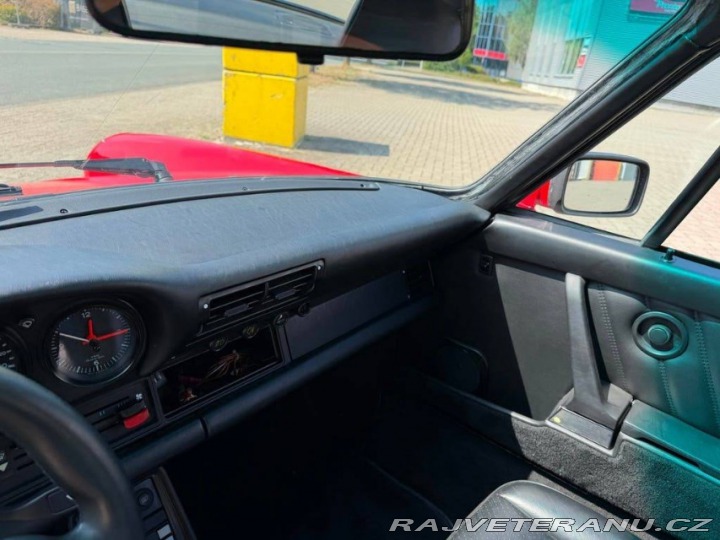 Porsche 911 Carrera 1986