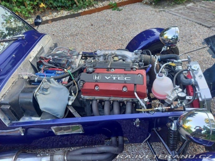 Ostatní značky Ostatní modely Milan SEVEN-PLUS 1994