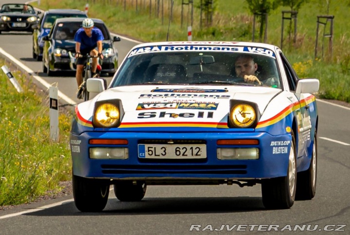 Porsche 944 S2 Dakar expedičníspeciál 1989
