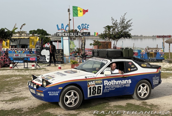 Porsche 944 S2 Dakar expedičníspeciál 1989