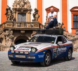 Porsche 944 S2 Dakar expedičníspeciál 1989