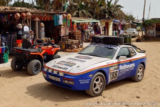 Porsche 944 S2 Dakar expedičníspeciál 1989