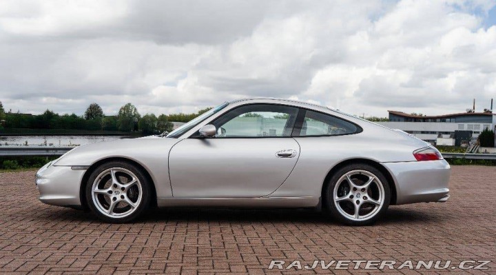 Porsche 911 3.6 Carrera 2001