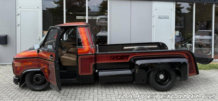 Chevrolet Ostatní modely Chevy 30 Custom Truck V8 5.7 1980