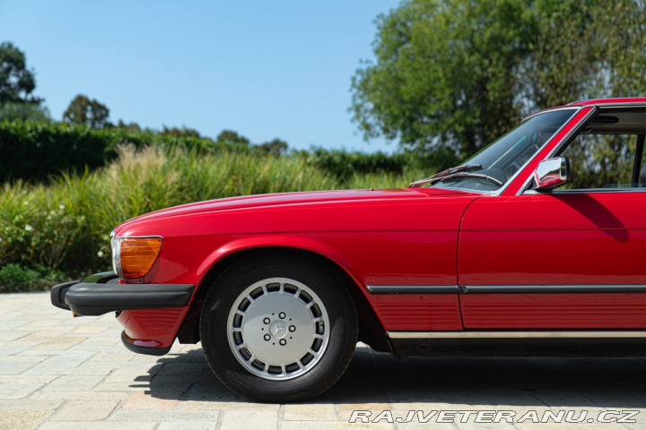 Mercedes-Benz 560 SL 1988