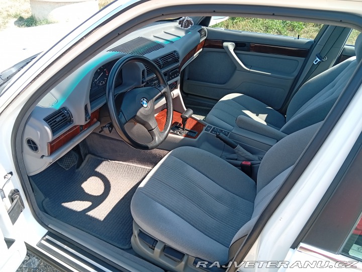 BMW 7 E 32 730i 1992