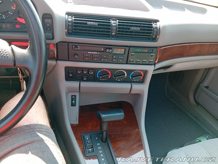 BMW 7 E 32 730i 1992