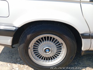 BMW 7 E 32 730i 1992