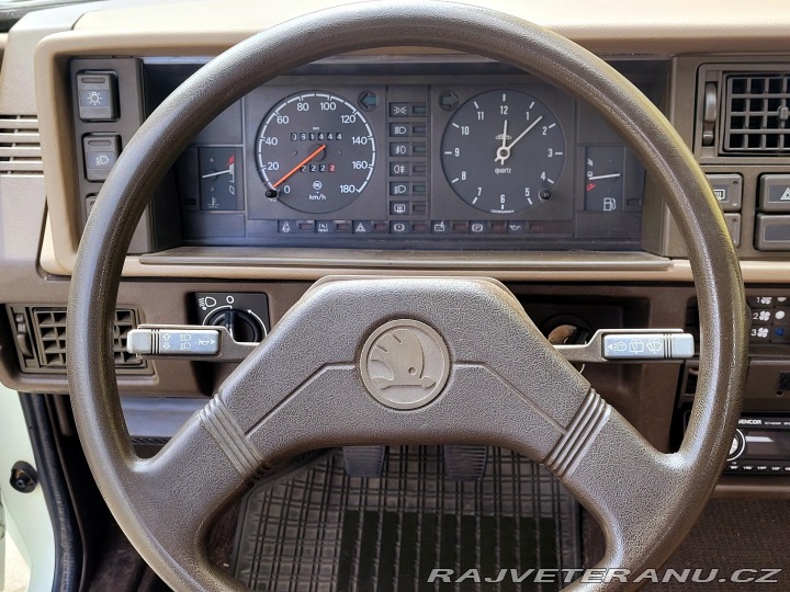 Škoda Favorit 135 L 1990