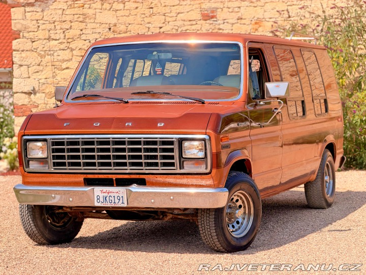 Ford Econoline E-150 5.8 V8 | Contempo 1982