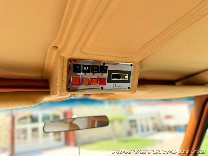Ford Econoline E-150 5.8 V8 | Contempo 1982