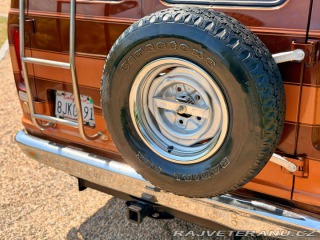 Ford Econoline E-150 5.8 V8 | Contempo 1982