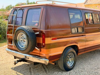 Ford Econoline E-150 5.8 V8 | Contempo 1982