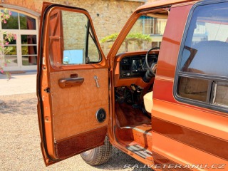 Ford Econoline E-150 5.8 V8 | Contempo 1982