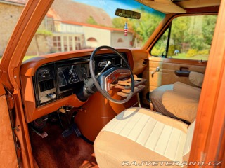 Ford Econoline E-150 5.8 V8 | Contempo 1982