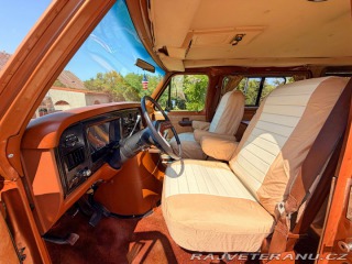 Ford Econoline E-150 5.8 V8 | Contempo 1982