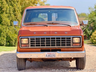 Ford Econoline E-150 5.8 V8 | Contempo 1982