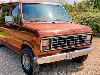 Ford Econoline E-150 5.8 V8 | Contempo 1982