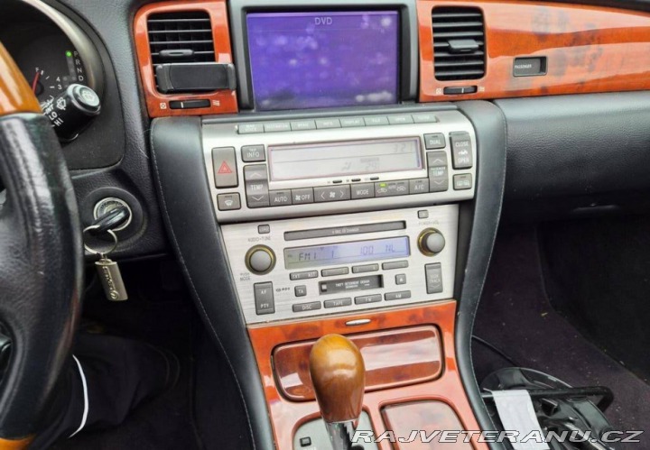 Lexus SC 430 2002