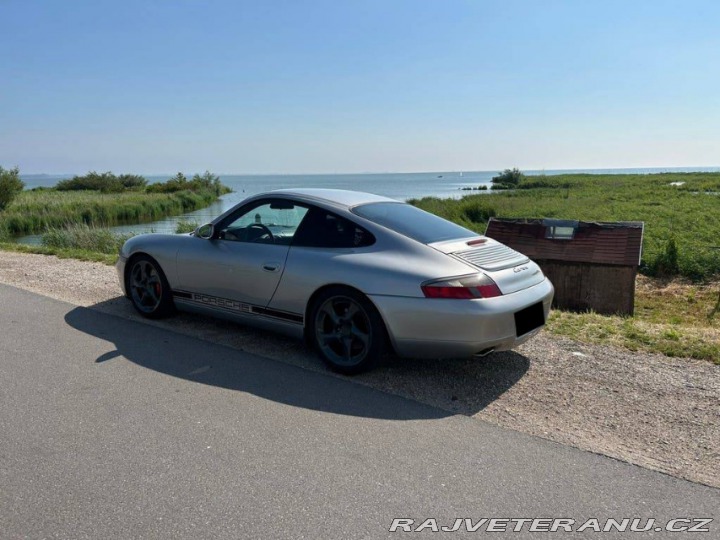 Porsche 911 Carrera 2000