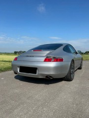 Porsche 911 Carrera 2000