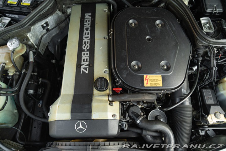 Mercedes-Benz 300 E-24V SPORTLINE 1989