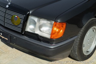Mercedes-Benz 300 E-24V SPORTLINE 1989