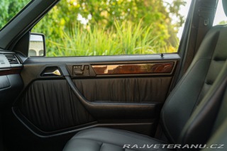 Mercedes-Benz 300 E-24V SPORTLINE 1989