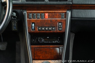 Mercedes-Benz 300 E-24V SPORTLINE 1989