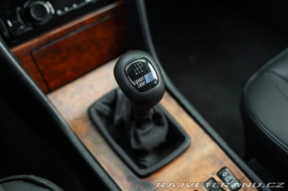 Mercedes-Benz 300 E-24V SPORTLINE 1989