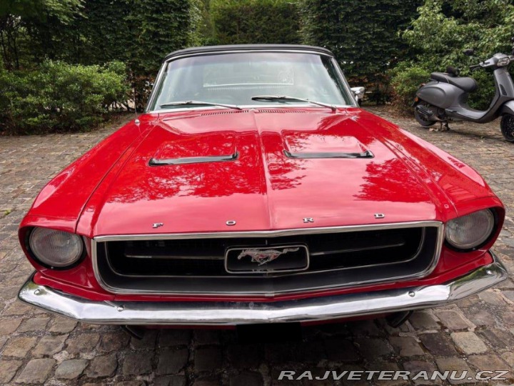 Ford Mustang V8 convertible 1967
