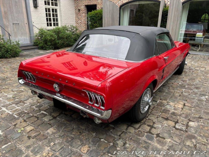 Ford Mustang V8 convertible 1967