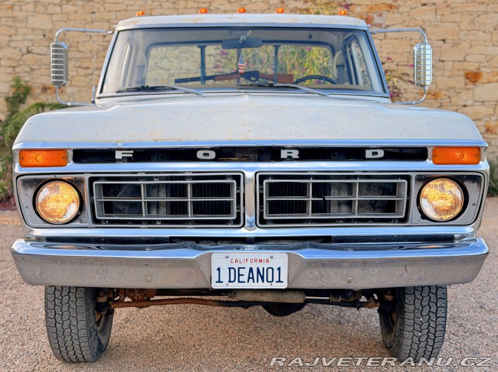 Ford F 150 5.8 V8 | 4x4 | Manuál 1977