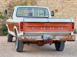 Ford F 150 5.8 V8 | 4x4 | Manuál 1977
