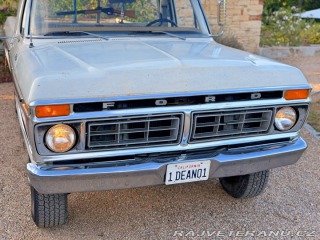 Ford F 150 5.8 V8 | 4x4 | Manuál 1977