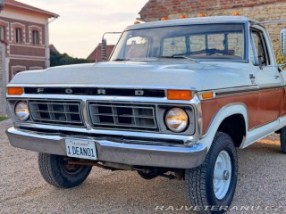 Ford F 150 5.8 V8 | 4x4 | Manuál 1977