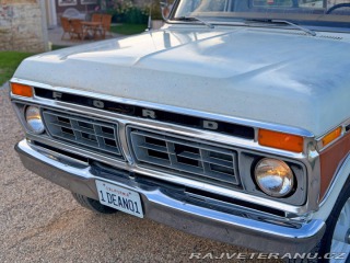 Ford F 150 5.8 V8 | 4x4 | Manuál 1977