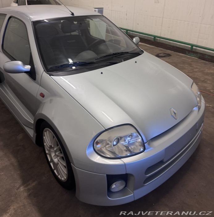 Renault Clio Sport V6 3.0 Phase1
