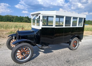 Ford T 8 miestny autobus