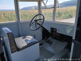 Ford T 8 miestny autobus 1925