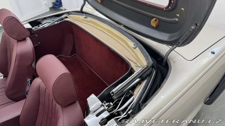 Mercedes-Benz SL 560SL 1987