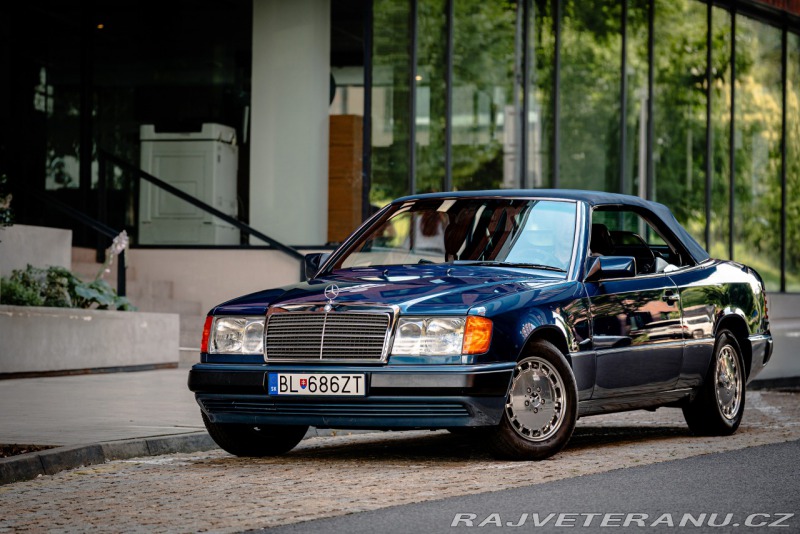 Mercedes-Benz 300 A124