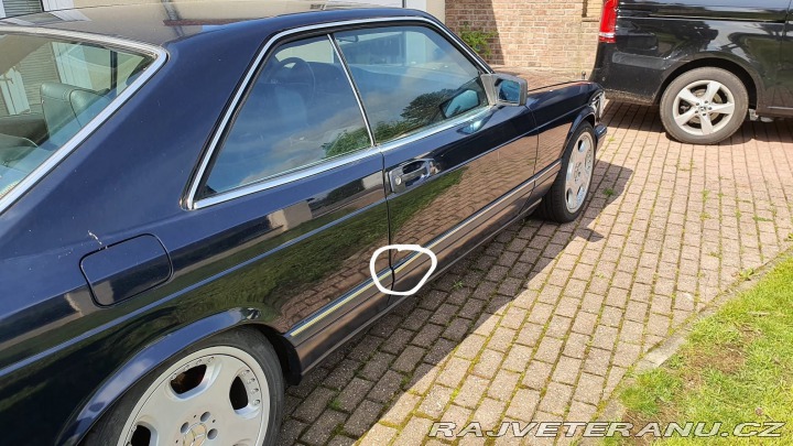 Mercedes-Benz 500 SEC 1990