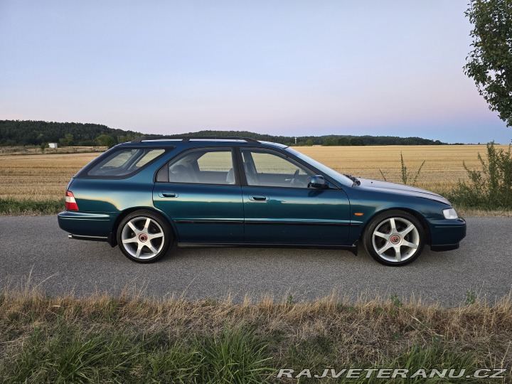 Honda Accord Aerodeck 2.2i ES ČR klima 1996