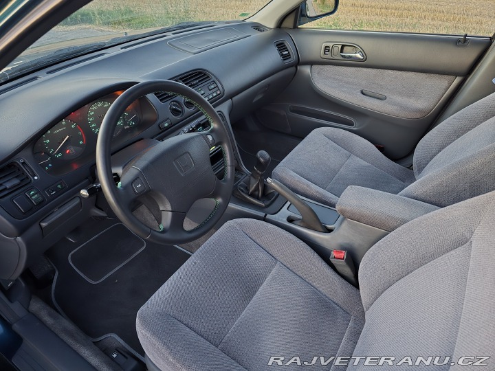 Honda Accord Aerodeck 2.2i ES ČR klima 1996